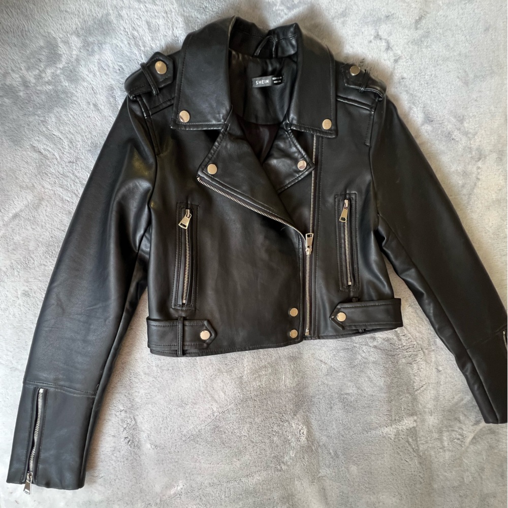 SHEIN Black Faux Leather Jacket